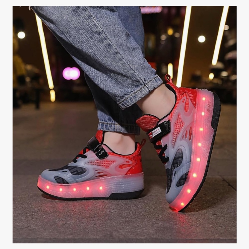 JLAXING Kids Rechargeable LED Roller Skate Sneaker  Double Wheel  EU 31/ US 13